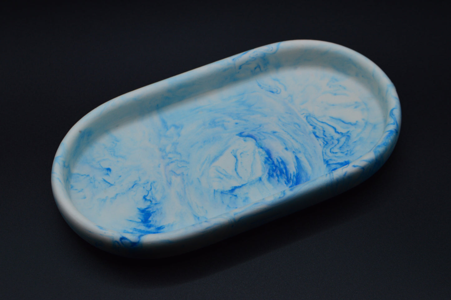 Minimalist Oval Tray